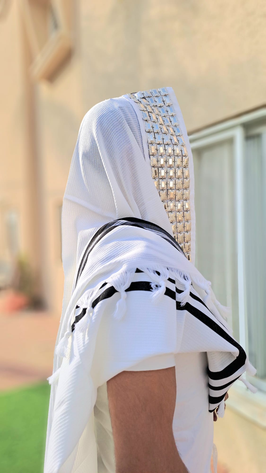 טלית 100% צמר מונע החלקה עם פסים שחורים עדינים ועטרה כסף טהור אוריה אומנות ועיצוב 5