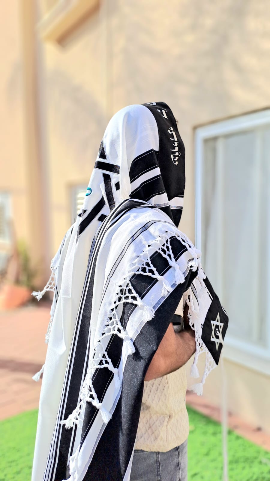 טלית מהודרת 100% צמר עם הקדשה אישית אוריה אומנות ועיצוב בטליתות 2