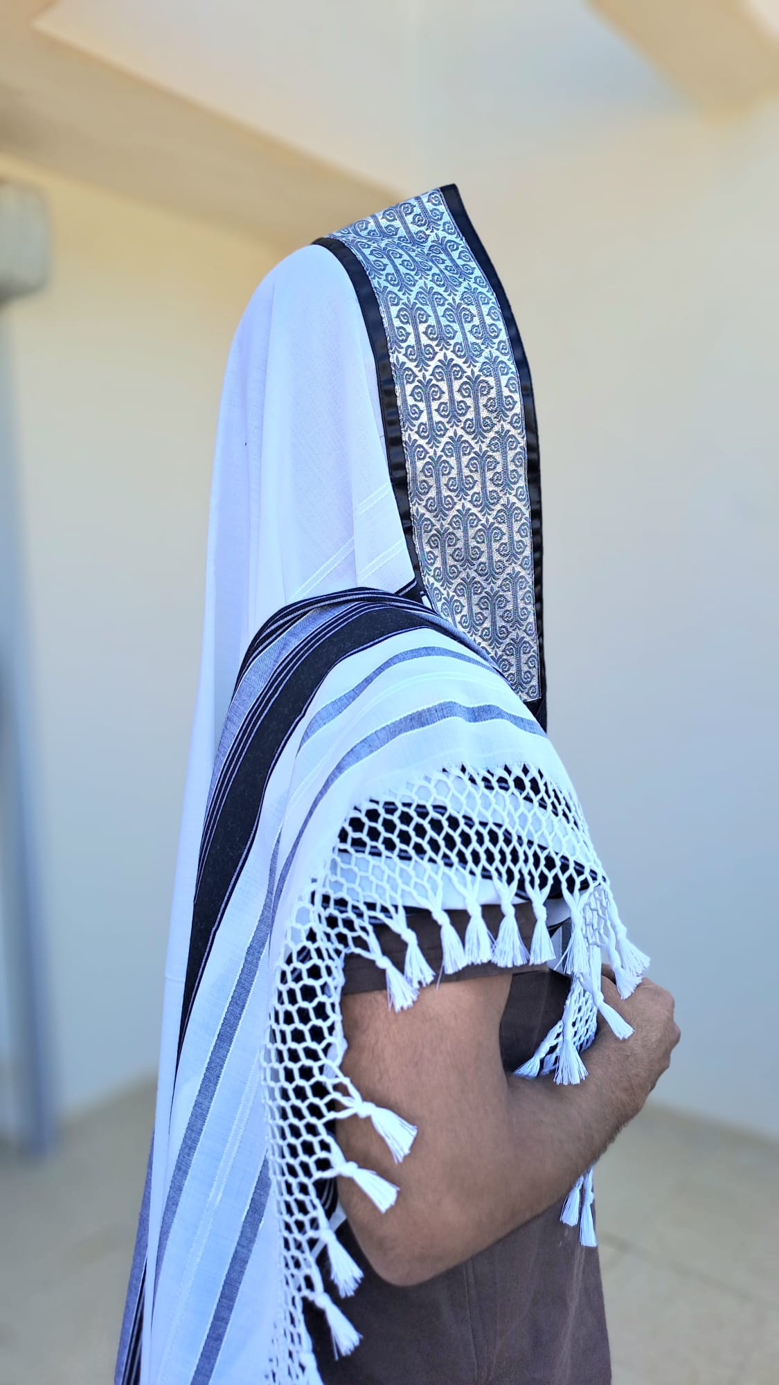 טלית תימנית מפוארת עם שזירה עבודת יד אוריה עיצוב טליתות 3