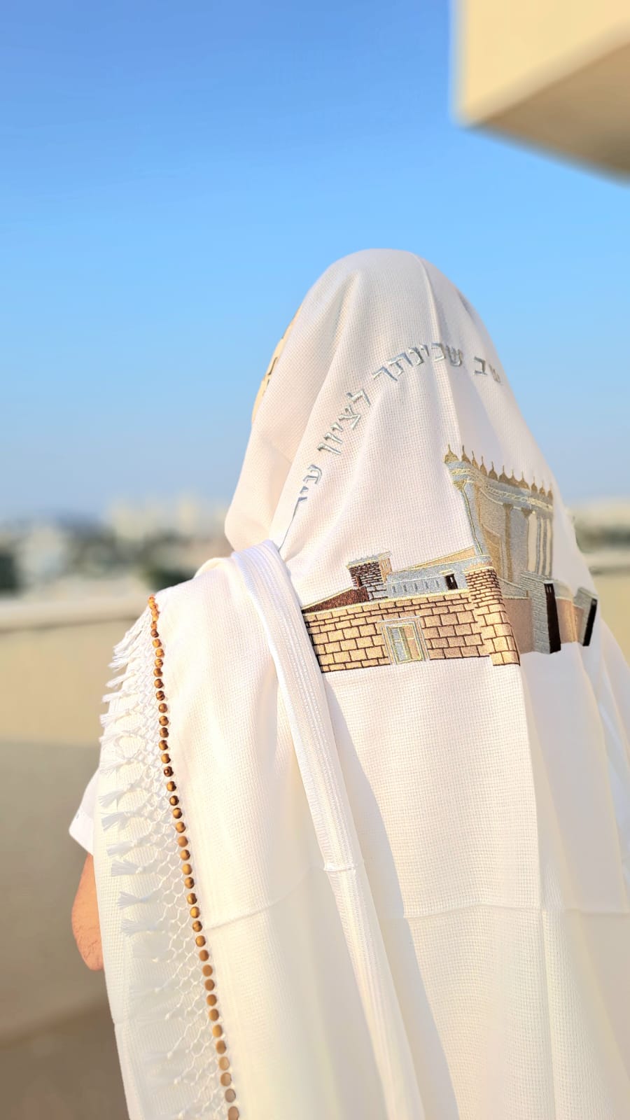 טלית מהודרת בעיצוב עם רקמת בית המקדש לא מחליקה אוריה - אומנות ועיצוב בטליתות 14