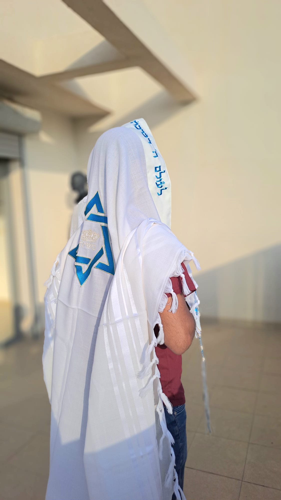 טלית צמר יוקרתית בעיצוב דוד - טורקיז משולב עם זהב נוצץ אוריה עיצוב טליתות 4